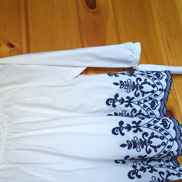 Time & Tru Eyelet Blouse - Picture 5 of 6